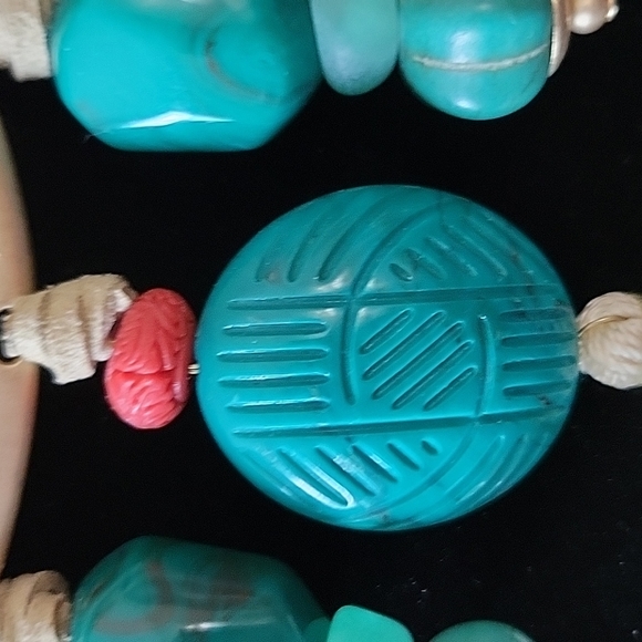 AFRICAN INSPIRED Tasseled beaded Statement Necklace beautiful - Picture 2 of 7